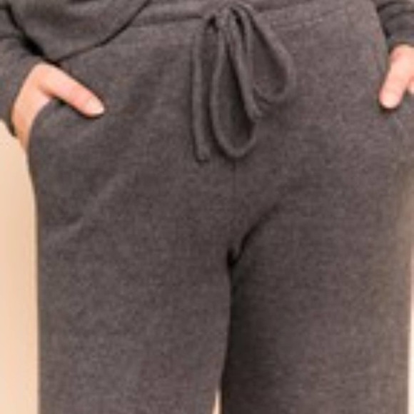 Cropped Knit Sweater Lounge Pants - Picture 6 of 6